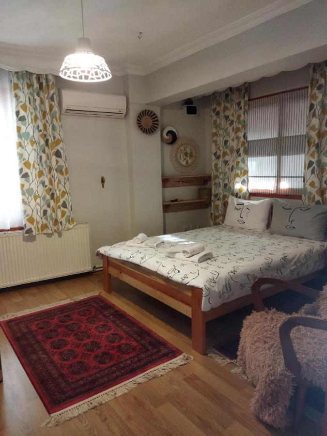 Nelly Guesthouse Istanbul Exterior foto