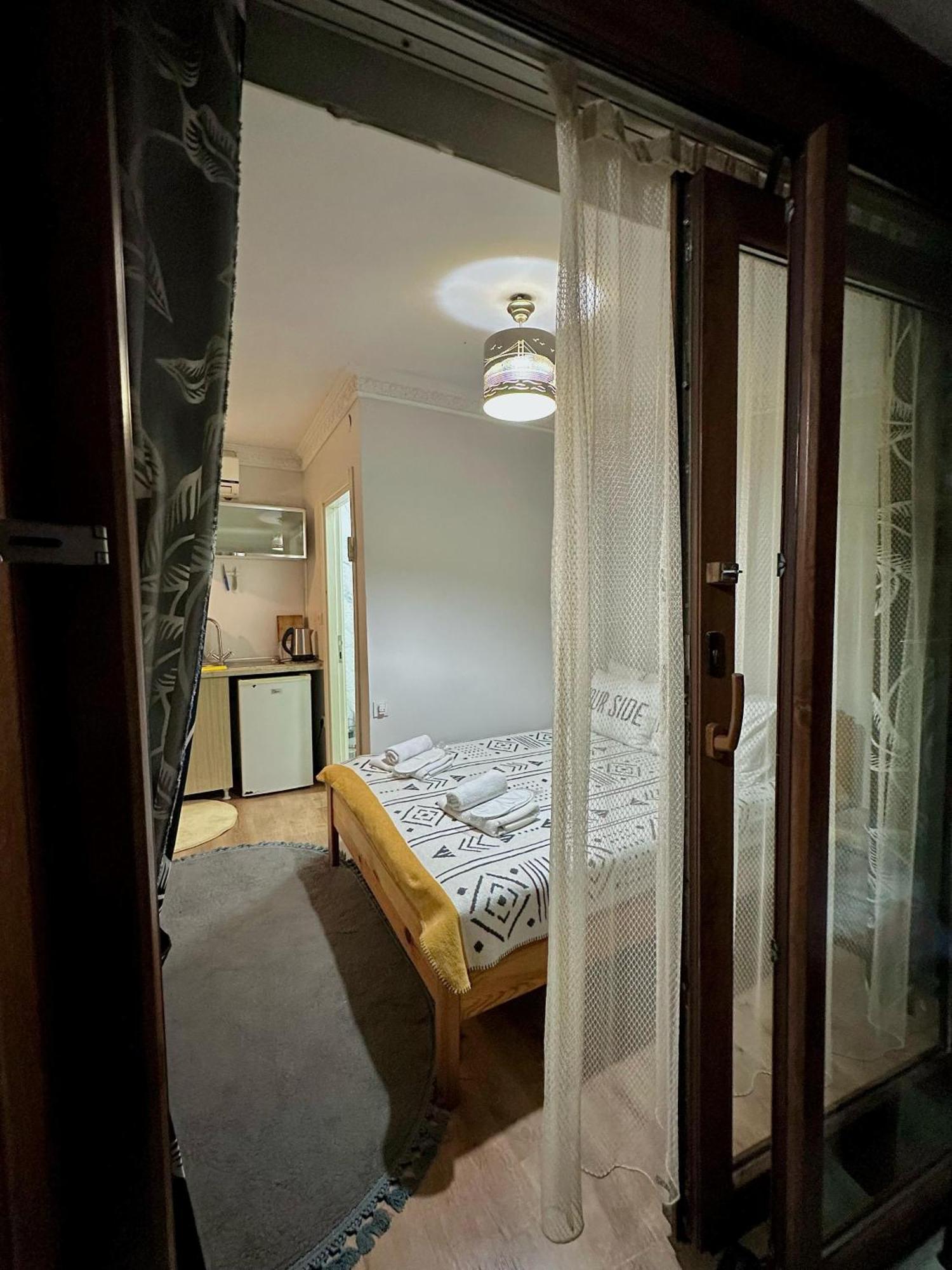 Nelly Guesthouse Istanbul Exterior foto